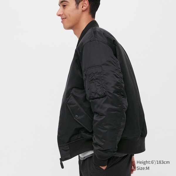 Uniqlo MA-1 Blouson Miesten jackets Mustat | 2670-YPXBO